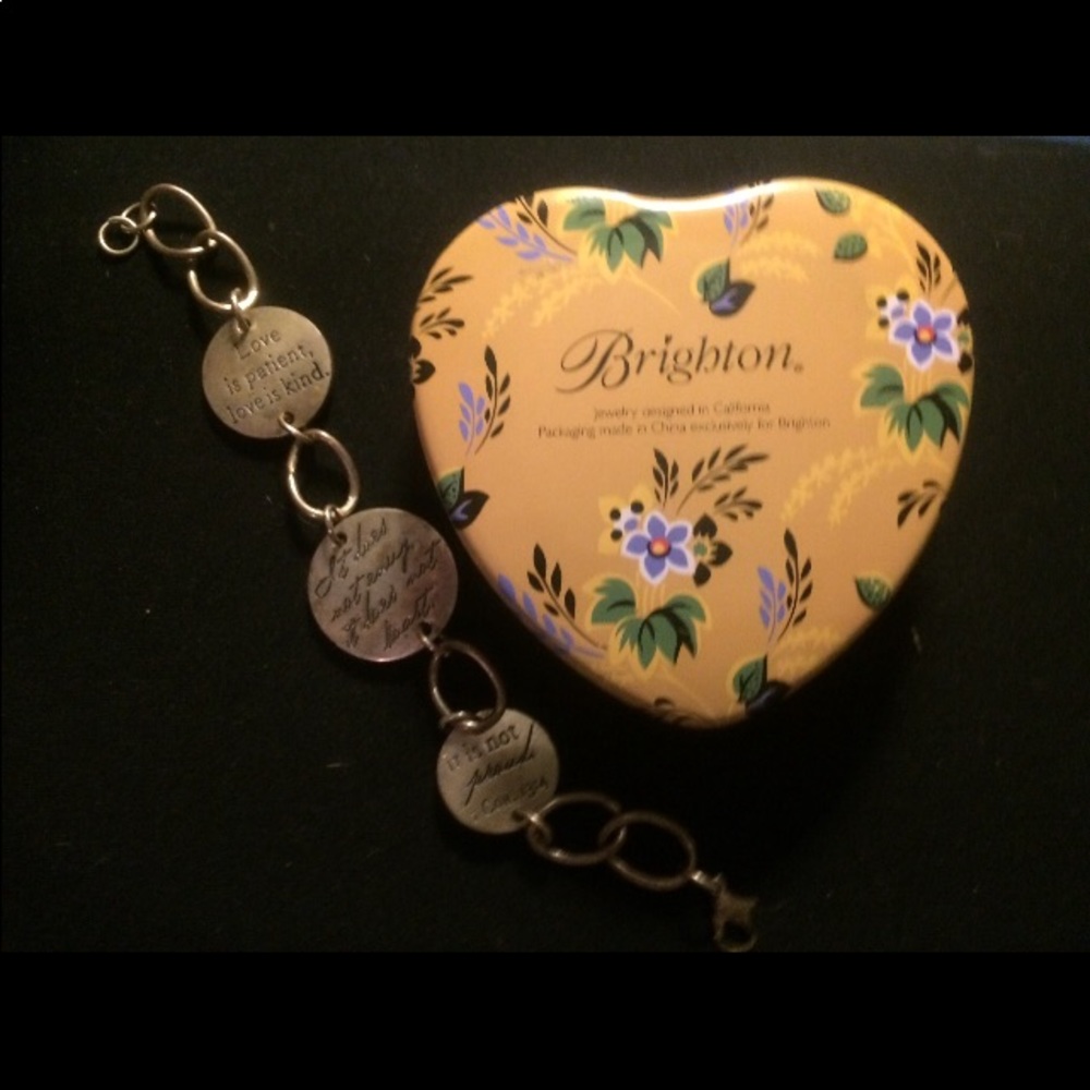 🌟𝐁𝐑𝐈𝐆𝐇𝐓𝐎𝐍 bracelet